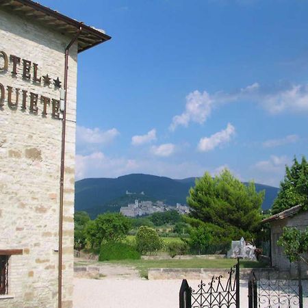 Hotel La Quiete Assisi Bagian luar foto
