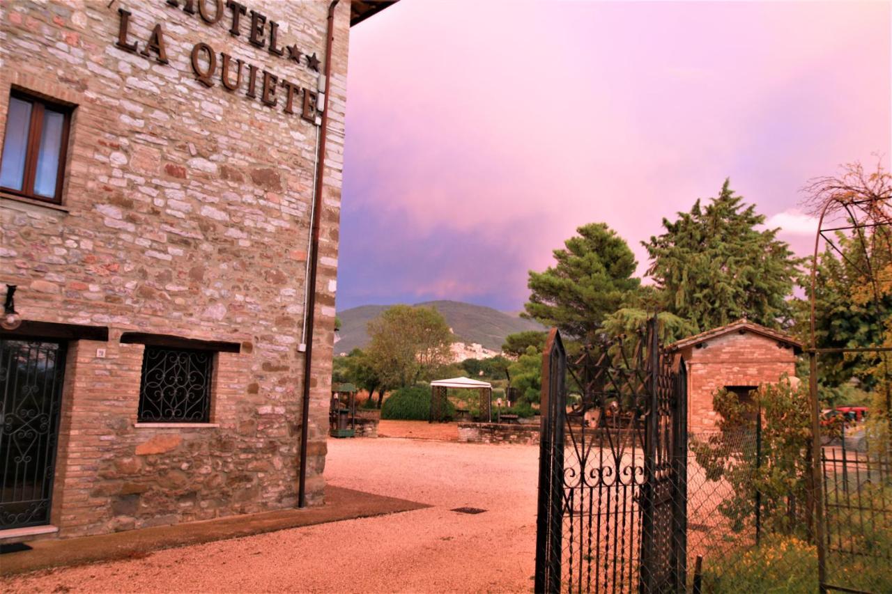 Hotel La Quiete Assisi Bagian luar foto